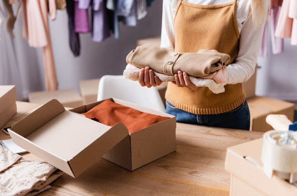 Best Ways To Pack Clothes when Moving