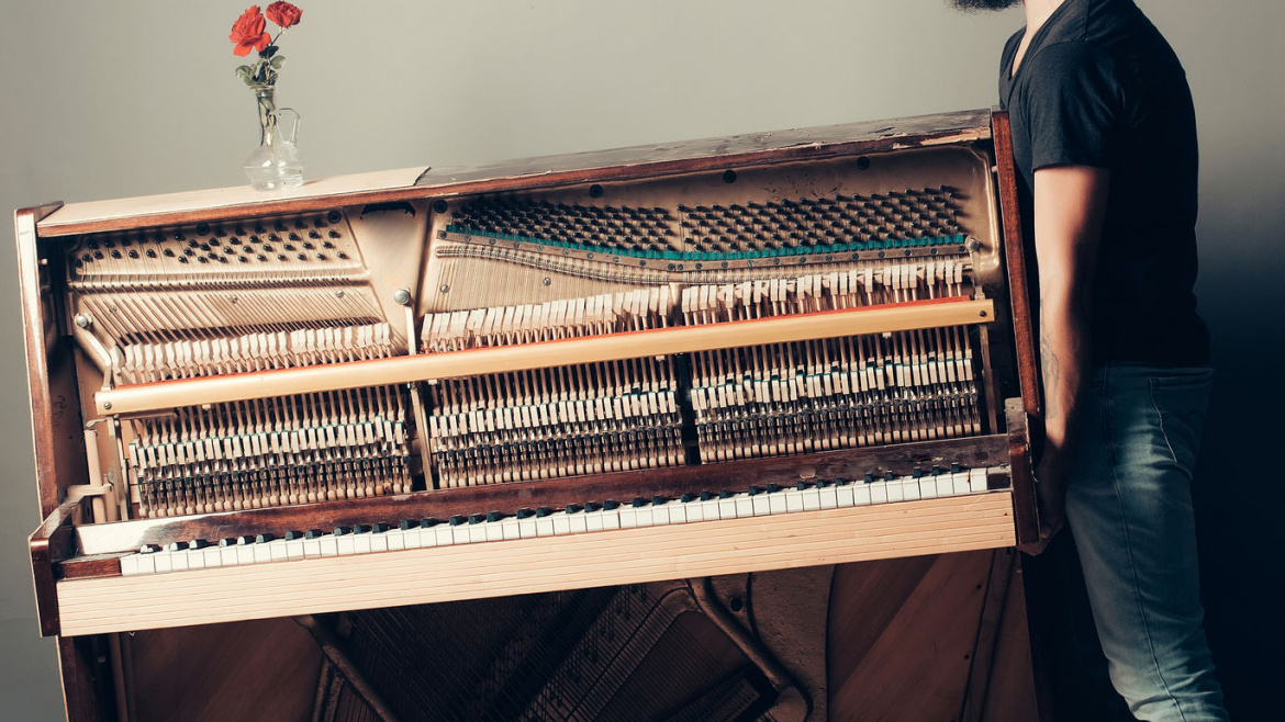 How To Move a Piano By Your Own?